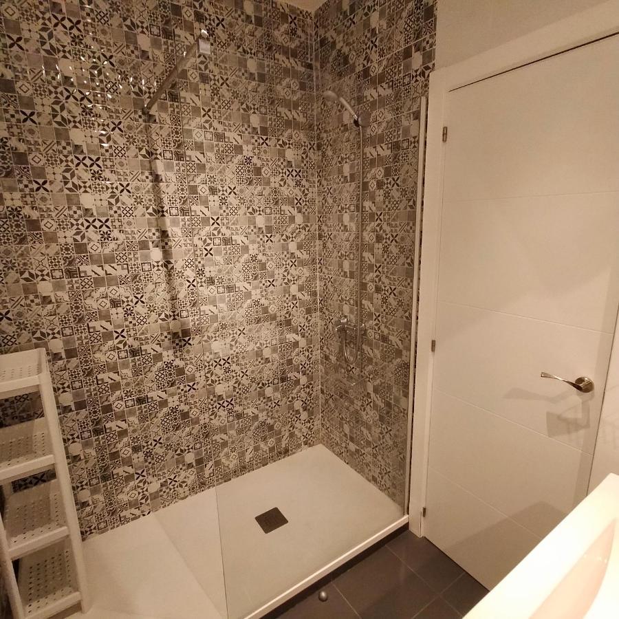 Room Pride Мадрид Экстерьер фото